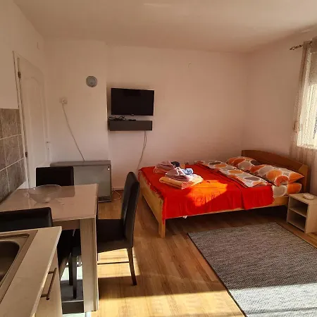 Apartment Bisa *